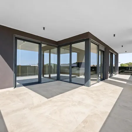 Villa Vista 1&2 By Istrabook Medulin
